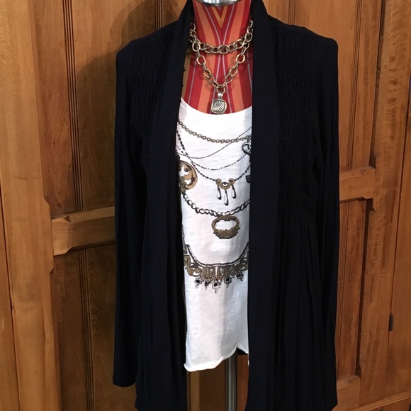 Anthropologie shawl collar top with smocked detail - Picture 2 of 10